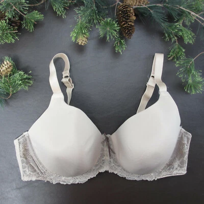 Sujetador DreamFit 42D Beige Acolchado Con Aros Cierre Ajustable Espalda Foto 1 de 4