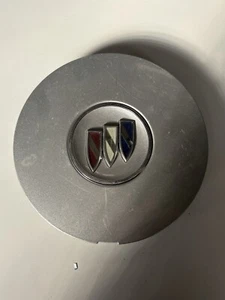 1997-2003 Buick Century OEM Silver Painted Center Cap 10254321 1148 - Picture 1 of 3