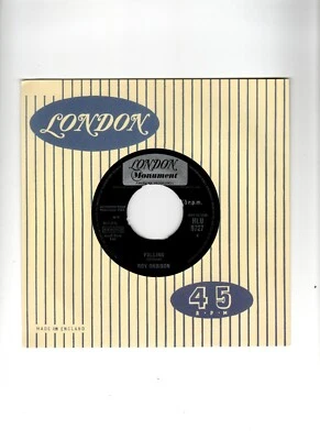 ROY ORBISON - FALLING / DISTANT DRUMS. UK ORIG 1963 7" & RE-PRO CO/SLEEVE. VG+ - Image 1 of 2