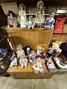 Porzellan und Kohl Patch Puppensammlung - Bild 1 von 18