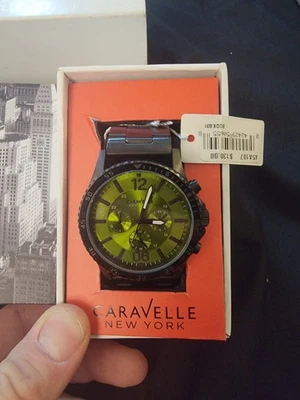 Nuevo con etiquetas Reloj deportivo Caravelle New York 45A107 para hombre esfera verde correa negra Nuevo en caja Foto 1 de 4