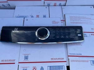 ELFE7537AW Electrolux Asciugatrice, Pannello di Controllo Assy # A18990903 A18300802 916518730 - Foto 1 di 17