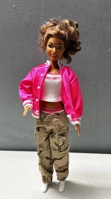 Muñeca Barbie 2015 AA Fashionistas?? Aspecto militar urbano personalizado afroamericano Foto 1 de 4