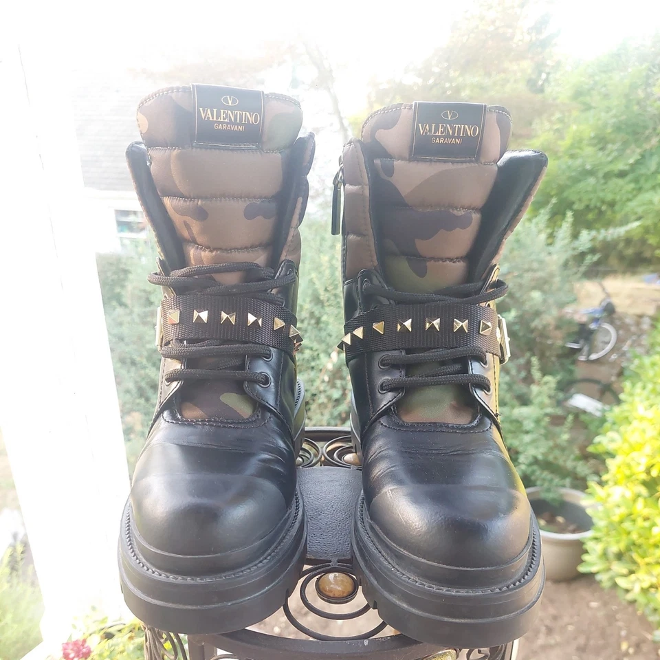 Botas de Combate Valentino Garavani RockStar Camufladas [VSW CLO 2 36] EE. UU. Talla 6 Foto 1 de 4