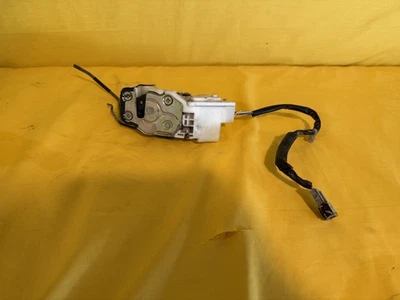 1990 - 1993 Honda Accord 4 portas driver trava da porta dianteira elétrica OEM plugue único - Imagem 1 de 4