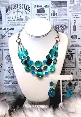 COOKIE LEE 🍪 Terrific Teal 3 Strand 8"L Necklace, 2"1/4L Matching Earrings  Ju2 - Image 1 of 4