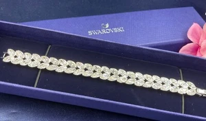 AUTHENTIC SWAN SIGNED SWAROVSKI AZALEA BRACELET 5032935 NIB ~BRIDAL~ - Picture 1 of 9