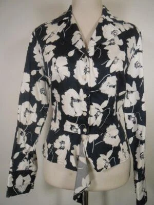 Beautiful Women's Large Jones New York Black Floral LS Fitted Button Blouse - Image 1 of 4
