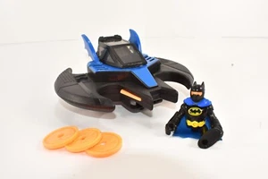 2008 FISHER-PRICE IMAGINEXT  DC SUPER FRIENDS BATWIG INCLUDES 3 DISCS & FIGURE - Picture 1 of 6