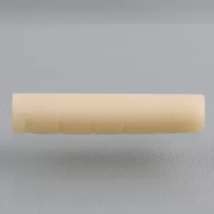 Tuerca ósea ranurada sin blanquear para guitarra acústica serie YAMAHA FG 43 mm - Imagen 1 de 5