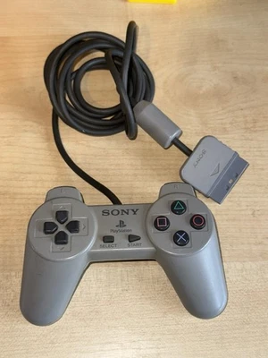 Official Sony PS1 Controller SCPH-1080 Grey Wired PlayStation 1 Control Pad - Image 1 of 3
