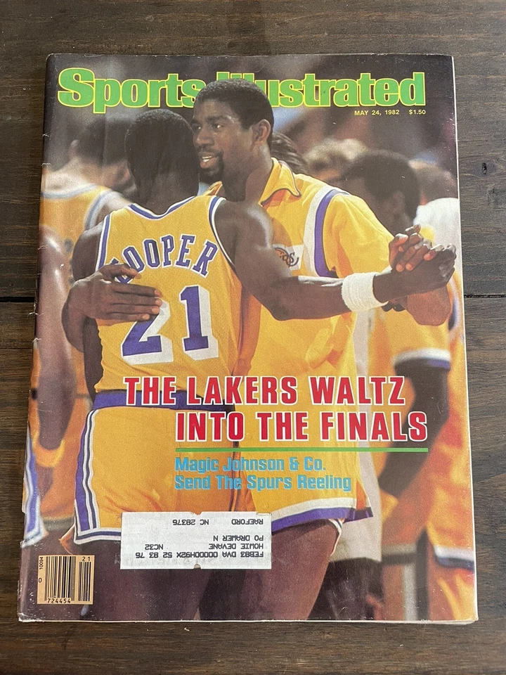 Magic Johnson/Michael Cooper LA Lakers - Sports Illustrated - 24 de mayo de 1982 Foto 1 de 1