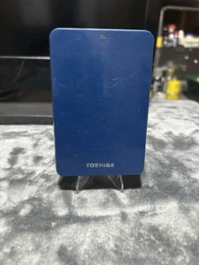 Toshiba Externe Festplatte 1TB Speicher v63700-c - Bild 1 von 3