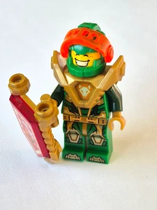 FIGURINE MINIFIGURE LEGO NEXO KNIGHTS NEX136 AARON AVEC BOUCLIER - Imagen 1 de 3