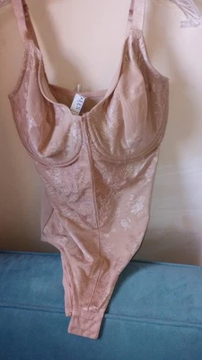 Maidenform Flexees Встроенный Бюстгальтер Боди Teddy Shaperlace На косточках Размер 38dd Новый без ценников - Изображение 1 из 4