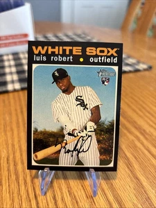 2020 Topps Heritage High Number - Luis Robert #512 (RC) - Picture 1 of 2