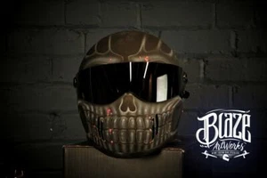 Maßgeschneiderter Airbrushed Matrix Crashhelm im dunklen Sensensensenmann Design Simpson Banditenstil - Bild 1 von 5