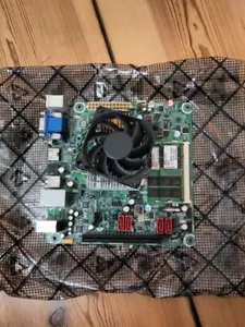Point of View NVIDIA ION Motherboard - Intel Atom 330 - 4GB DDR2 - Bild 1 von 3