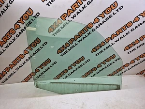 2009 JEEP CHEROKEE KK RIGHT FRONT DOOR WINDOW GLASS 57010154AB - Picture 1 of 3
