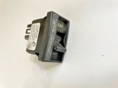 Ford Sterling F7HT-4484-DA ПЕРЕКЛЮЧАТЕЛЬ ПРИБОРНОЙ ПАНЕЛИ, КЛАПАН ПЕРЕКЛЮЧАТЕЛЯ ПОДВЕСКИ КОНСОЛИ - Изображение 1 из 4
