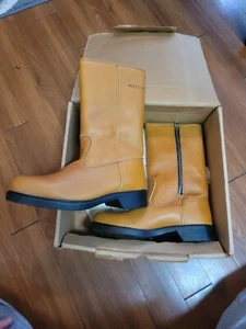 Wolverine Womens Blonde Leather Oil Resisting Boots Size 8 D NEW IN BOX - Picture 1 of 14