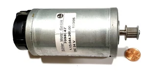 Bühler Motor 51mm 24V ca.3000Upm Schiffsmodelle 6mm Achse mit Transferrolle - Picture 1 of 3