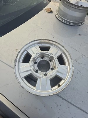 2004 2005 2006 2007 2008 GMC Canyon 15x6.5 OEM Wheel 9595004 *FREE SHIPPING* E18 - Image 1 of 4