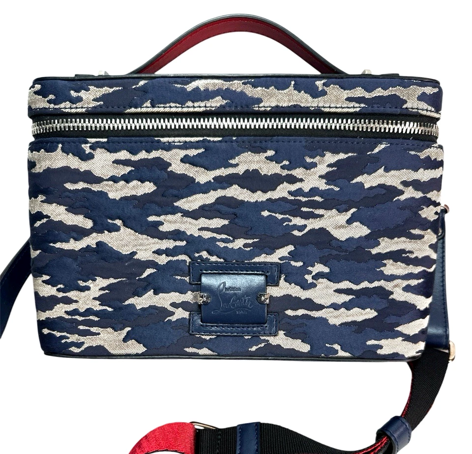 Bolso Bandolera Christian Louboutin Kipi Bolsa Cuero Bidireccional Azul Camuflaje con Certificado de Autenticidad Foto 1 de 4