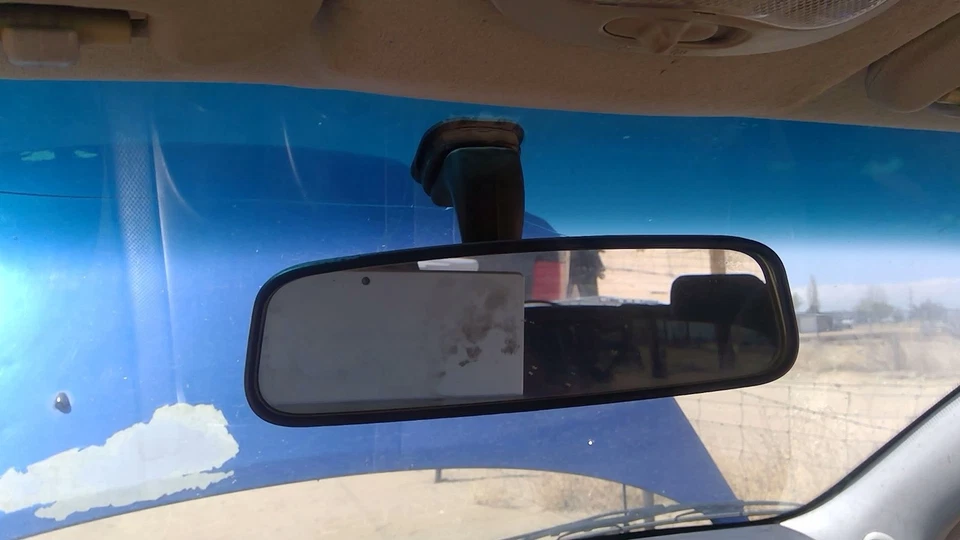 Espejo retrovisor interior Chevy Aveo 2004-2011 montado en parabrisas OEM 96378732 Foto 1 de 4