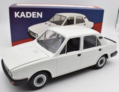 Kaden Modello 1/20 Skoda 120 LS bianco. Plastica. Prodotto in Repubblica Ceca - Immagine 1 di 3