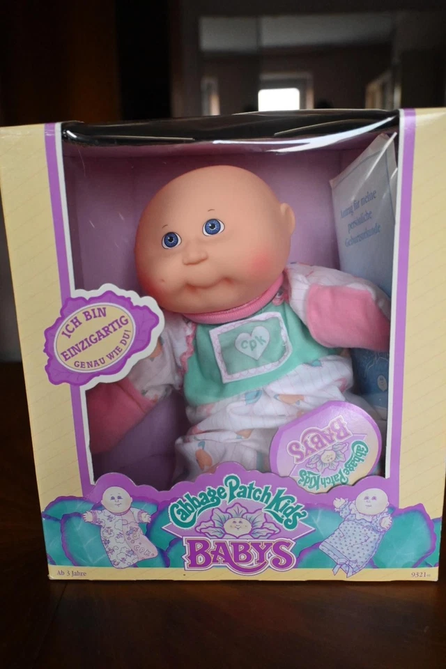 Cabbage Patch Kids Puppe rosa – mit Geburtsurkunde – OVP geöffnet, unbespielt - Bild 1 von 4