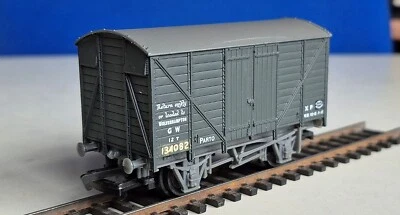 Replica Railways 13611 GWR 12T Vent wagon, Grey Excellent, Boxed Lot 4 - Image 1 of 4