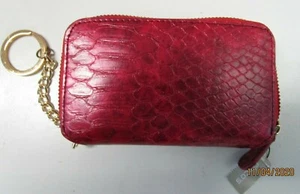 CHICO'S CREDIT CARD HOLDER KEY CHAIN - Picture 1 of 2