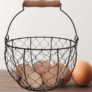 Farmhouse Wire Egg Basket For Gathering Fresh Eggs With Handle Round Metal Egg C - Picture 1 of 7