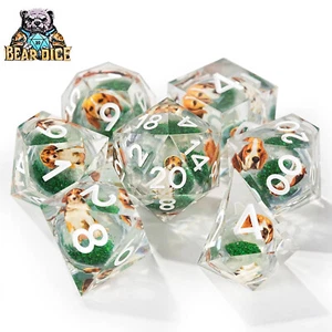 BEARDICE Resin DND Würfel Set 7 Stück Liquid Core Dungeons and Dragons RPG Beagle Hund - Bild 1 von 8