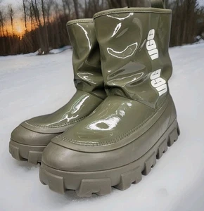 UGG Classic Brellah Mini Boots Womens Size 9 Waterproof Insulated Tread 1144059 - Picture 1 of 11