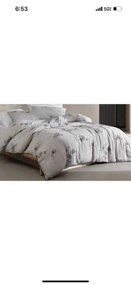 Juego de 3 fundas y funda nórdica Calvin Klein acuarela floral suave algodón Queen gris Foto 1 de 4