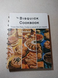 Vintage The Bisquick Cookbook 1964 First 1st Edition Betty Crocker Recipes - Bild 1 von 12
