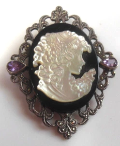 Vintage signiert 925 TH Mop, schwarz Onyx, Marcasit, Amethyst Kamee Brosche/Anhänger - Bild 1 von 7