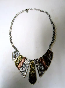 Collana pendente metallo bigiotteria stile art deco - Foto 1 di 5