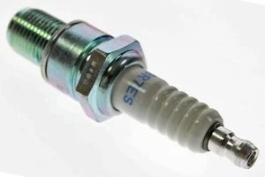 GENUINE NGK SPARK PLUG BR7ES - Picture 1 of 2
