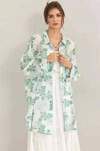 Camisa de playa HYFVE estampado floral manga larga con botones en verde - Imagen 1 de 5