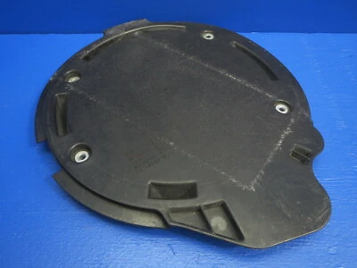 Volkswagen Jetta 2006 sedán de 2,5 L cubierta trasera de bote de carbón OEM C5 Foto 1 de 4