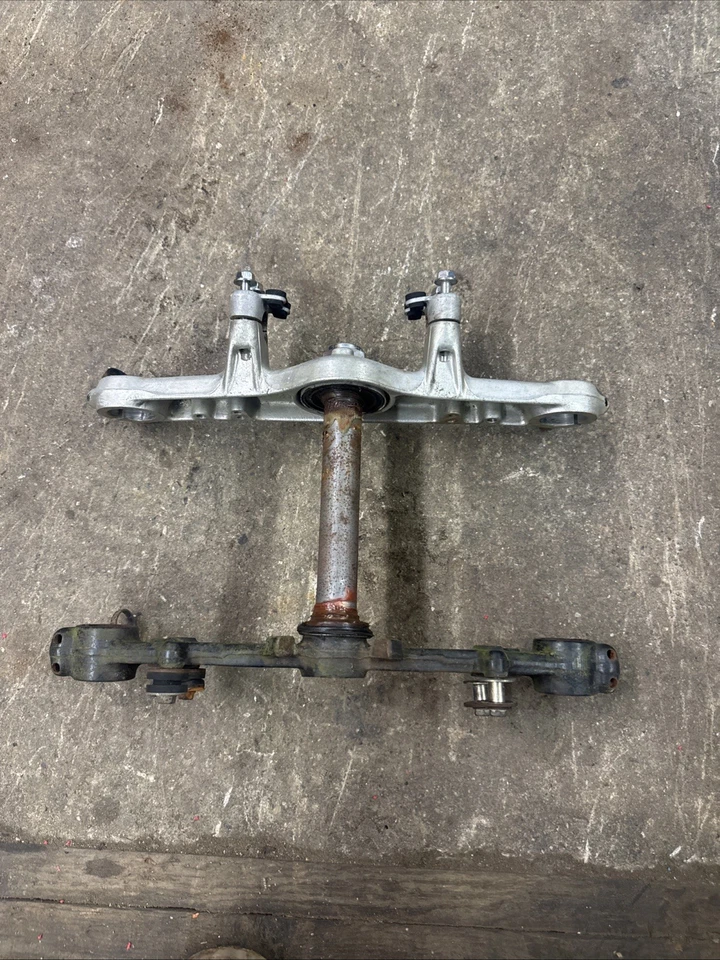 1985 85 HONDA ATC250SX ATC250 ATC 250SX 250 SX ÁRVORE TRIPLA INFERIOR - Imagem 1 de 4