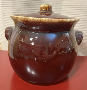 Vintage Hull Pottery Oven Proof USA Bean Pot w/Lid Hull Brown Drip 6.75"-tall - Picture 1 of 8