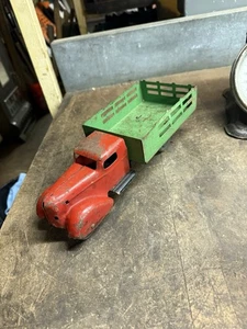 Vintage Wyandotte Delivery Truck Stake Body Bed Pressed Steel Metal Tin Toy USA - Picture 1 of 13