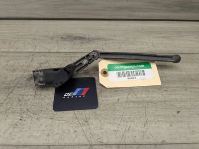 OEM BMW G01 G12 G20 G22 G23 G30 G80 M3 M4 FRONT Left Right Height Level Sensor - Image 1 of 4