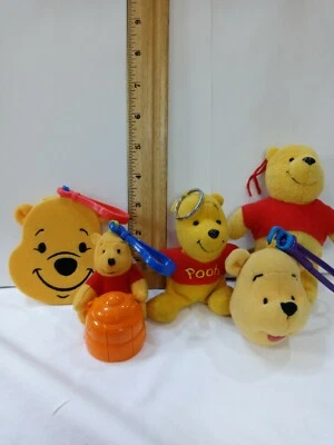 Disney All Winnie the Pooh Bears size varies. Lot of 5. keychain & clips #55 - Image 1 of 4
