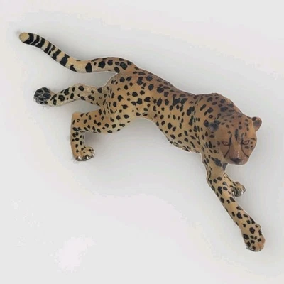 Papo Running Cheetah Figure  - Image 1 of 4