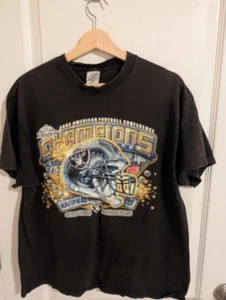 Camiseta gráfica casco campeón de fútbol americano NFL Oakland Raiders 2002 vintage L - Imagen 1 de 5